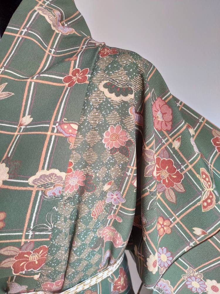 Vintage Japanese kimono /Dark green matcha color /kimono robe | Etsy