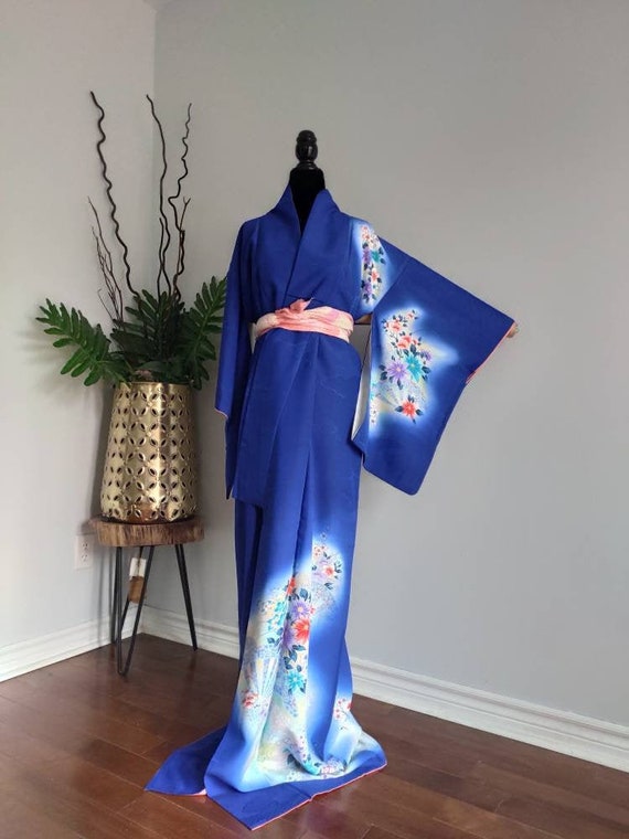 Vintage Short Kimono Japanese Haori Jacket 50s Silk Kimono Kimono Wall Hanging, 1950s Japanese Robe Floral Kimono Purple Kimono