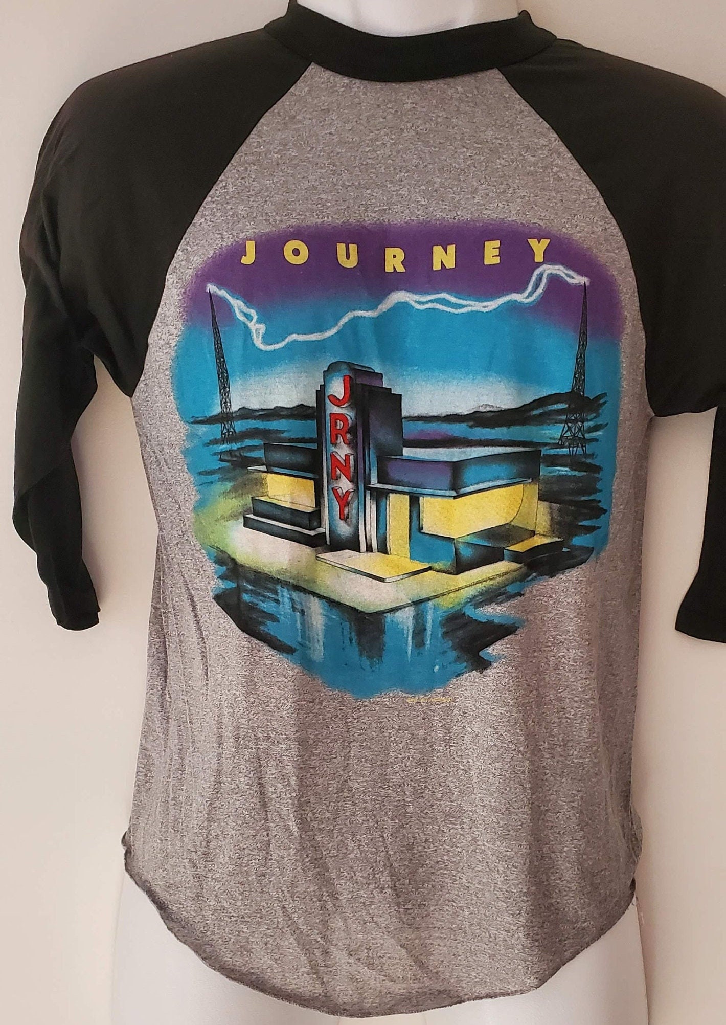 JOURNEY / RAISED ON RADIO ビンテージロックTシャツ Vintage 80s Journey Raised on Radio T-Shirt Size XL – Thrift