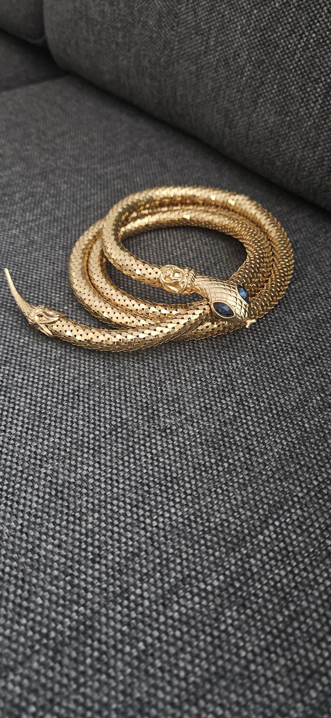 DL Auld Vintage Gold Mesh Snake Chain Belt Serpent 80s 70s
Retro Glam Gold Mesh Snake Belt Vintage 70s 80s Glam Snake Head Clasp  main image 2
