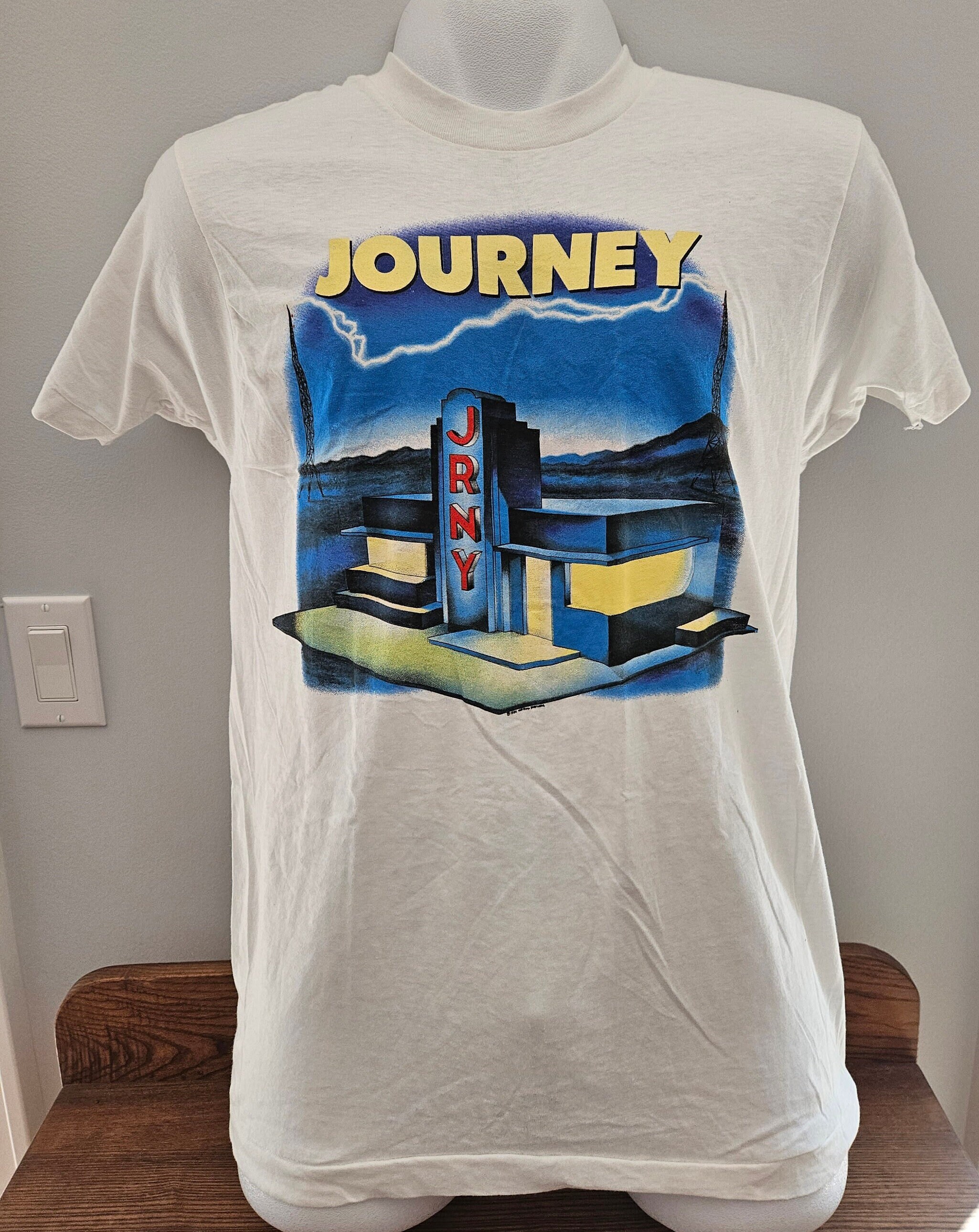 Journey raised on radio concert tshirt - Etsy 日本