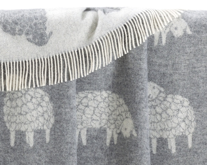 Mima Sheep Soft Grey Wool Throw | Woven Soft Cozy Blanket made from Pure Wool | Ideal as Bedspread, Housewarming Present