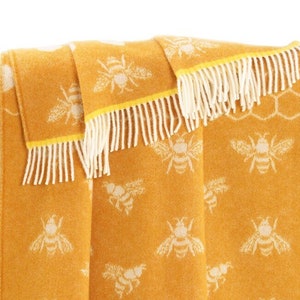 Mustard Yellow Bee Pure Wool Throw, Bee and Honey Design Farmhouse Blanket Throw, Wool Wrap, New Home Decor Gift image 4