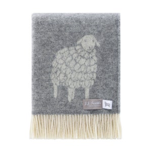 Mima Sheep Soft Grey Wool Throw Woven Soft Cozy Blanket made from Pure Wool Ideal as Bedspread, Housewarming Present image 3