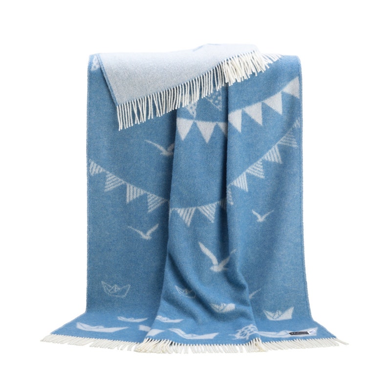 Blue Sea Wool Throw, Nautical Style Boat Sailing Pattern Blanket with Bunting, Present for Him, Dad image 3