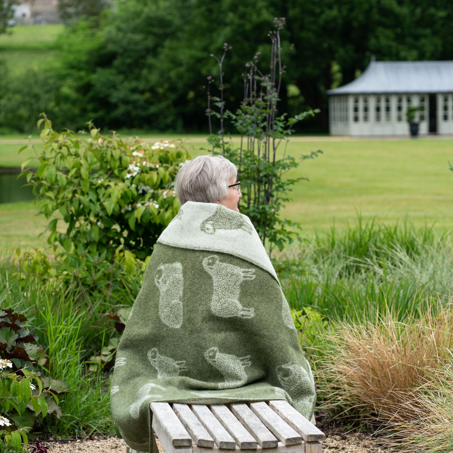 Moss Green Sheep Wool Throw | Woven Blanket made from Pure Wool | Ideal for Housewarming Gift