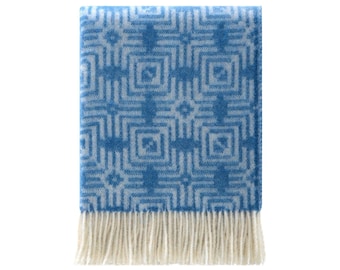 Retro Geometric Wool Throw | Woven Blanket made from Pure Wool | Ideal for Housewarming Gift