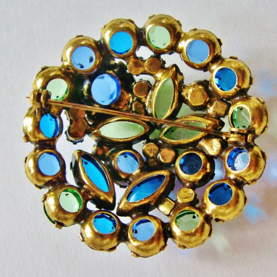 Fabulous Unsigned Brooch And Earring Costume Jewe… - image 10