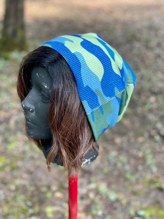 Blue Camo Thick Knit Slouch Beanie, Blue and Green  display picture 3