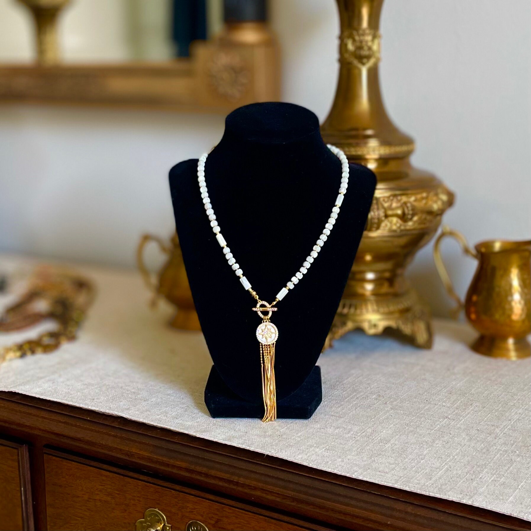 White and Gold Pearl Shell Necklace With Removable Pendant - Etsy