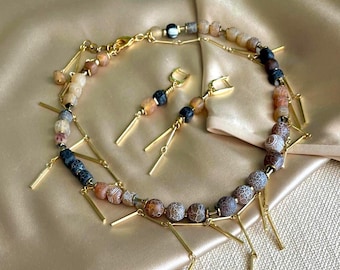 Crackle Agate Necklace & Earrings Set: Gold-Tone Stick Chain, Handmade Bohemian Jewelry