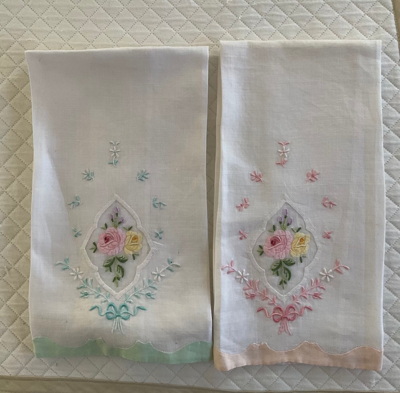 VINTAGE Embroidered HAND TOWELS Etsy