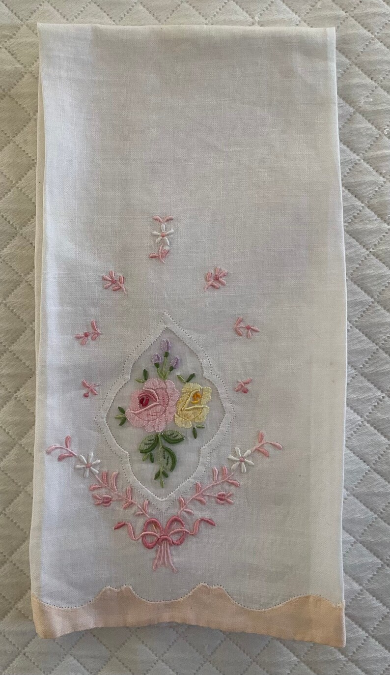 VINTAGE Embroidered HAND TOWELS Etsy