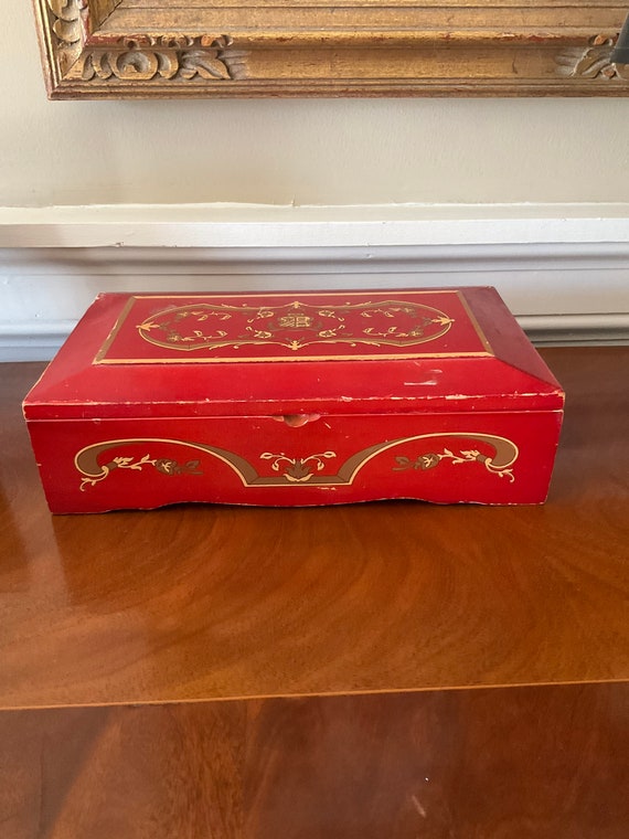 VINTAGE Princess Marcella Borghese Music Box/ Jewelry Box/ Red