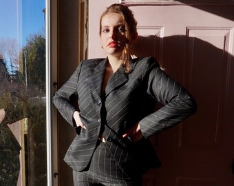 1980s Couture BILL BLASS for Saks Fifth Ave. Charcoal Mixed-Pinstripe Pantsuit [sz. 6/8]