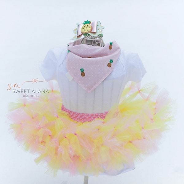 Pineapple Birthday Pineapple tutu Pineapple party Pineapple baby dress Pineapple 1st Birthday Pineapple bow Pineapple first birthday Pineapp