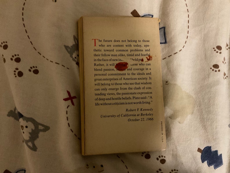 Christian Missionary Books Samaritans Purse World Vision Mother Teresa