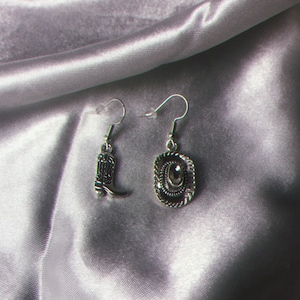 HOWDY - western earrings, cowboy earrings