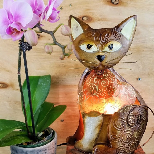 Little Cat Capiz Shell Accent Table Lamp