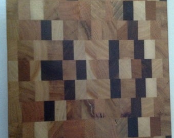 WOOD CUTTING BOARD