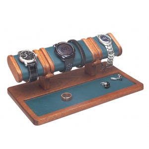 Support de montre en bois d'acajou pour quatre montres, présentoir de montres, cadeau de support de rangement pour montres pour hommes, cadeau personnalisé