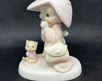 Vintage Precious Moments “To A Very Special Mom” Figurine. Enesco E-2824