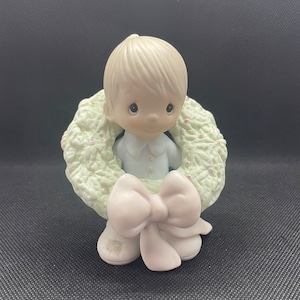 Vintage Precious Moments “Surrounded by Joy” Enesco E-0506.