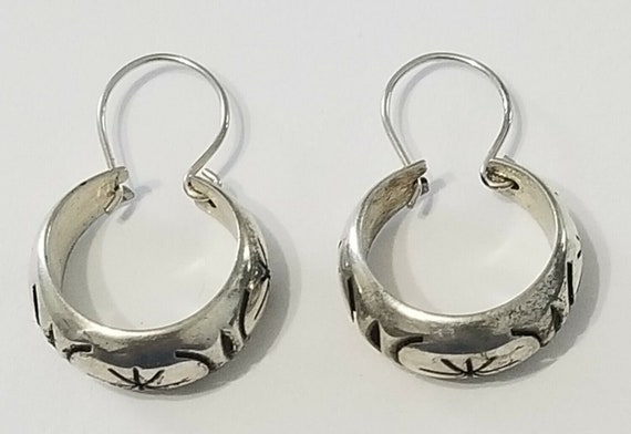 925 sterling silver wire round etched earrings 7m… - image 4