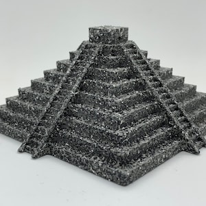 3D Printed Chichen Itza with Stone Texture