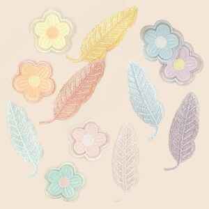 Flower/Feather Embroidered Patch, DIY Applique Accessory for Journal Decoration & Garment Hole Repair