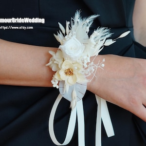 Preserved Rose & Pampas Corsage,Boho Wedding Dried Flowers Bridal/Bridesmaid Wrist Flower Accessory