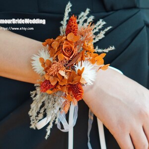 Dusty orange Dried Flower Corsage,Corsage,Wedding Corsage,Bridal Bridesmaid Corsage,Country Wedding Corsage,Flowers Bracelet