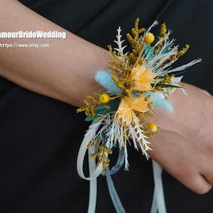 Dried Flower Corsage,Corsage,Wedding Corsage,Bridal Bridesmaid Corsage,Country Wedding Corsage,Flowers Bracelet