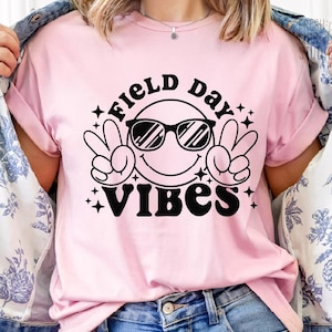Feld Tag Vibes SVG Lächeln Gesicht Letzter Schultag Schnittdatei, Lehrer Feldtag Shirt Design, Retro Lehrer Png, Kindergarten svg