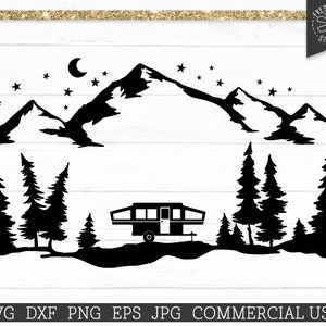 Popup Camper Trailer SVG Forest Scene Cut File voor Cricut, Pine Tree Mountains Silhouette SVG File, dxf png eps, Pop Up Camping svg, Starry