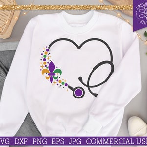 Mardi Gras Nurse SVG Heart Stethoscope Cut File for Cricut, Silhouette, Fleur de lis, La Nouvelle-Orléans, Carnaval, Docteur svg, Usage commercial png
