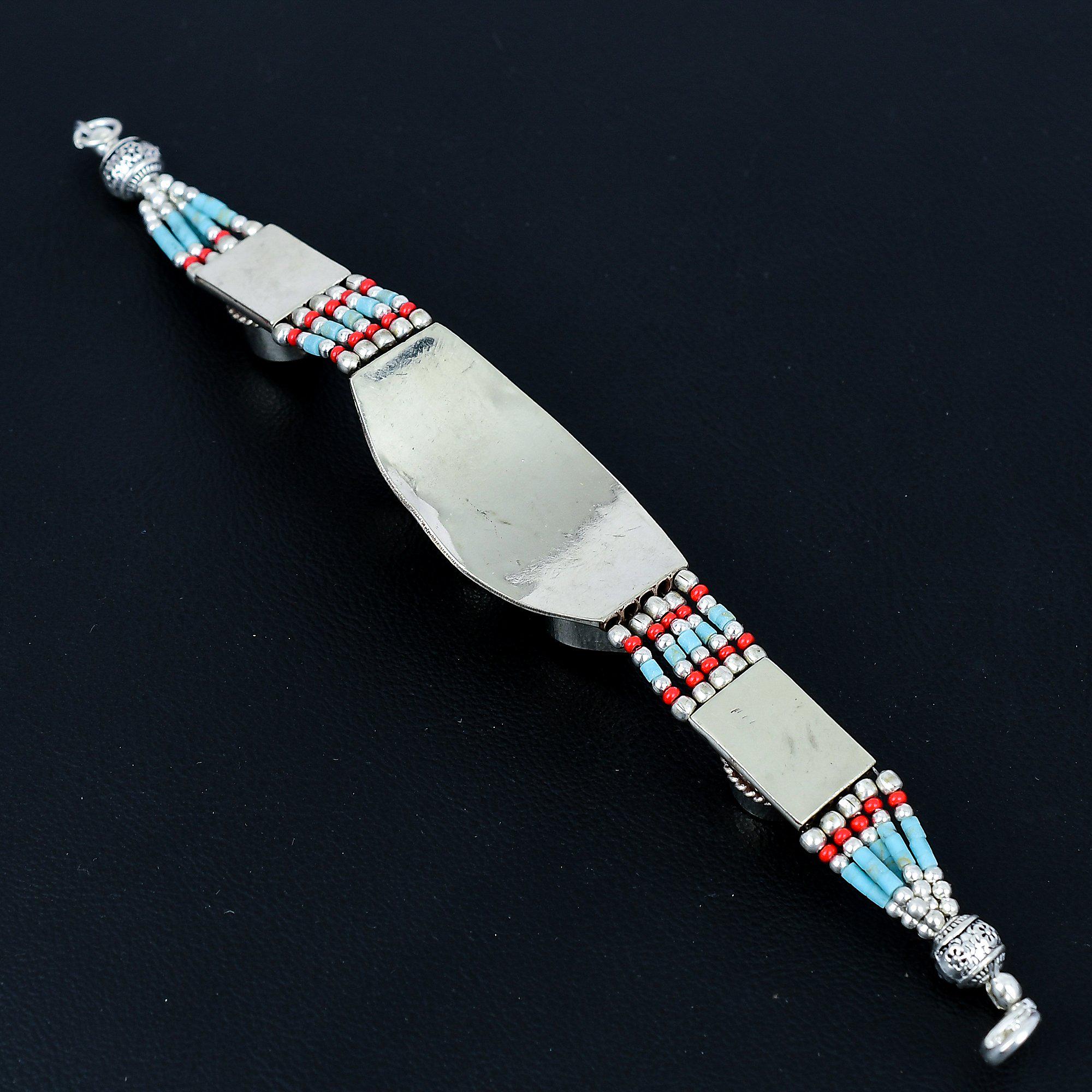 Bracelet Ancien Corail Rouge & Turquoise Argenté Tibétain - Longueur 7 Pouces, Fait Main Népal/Inde