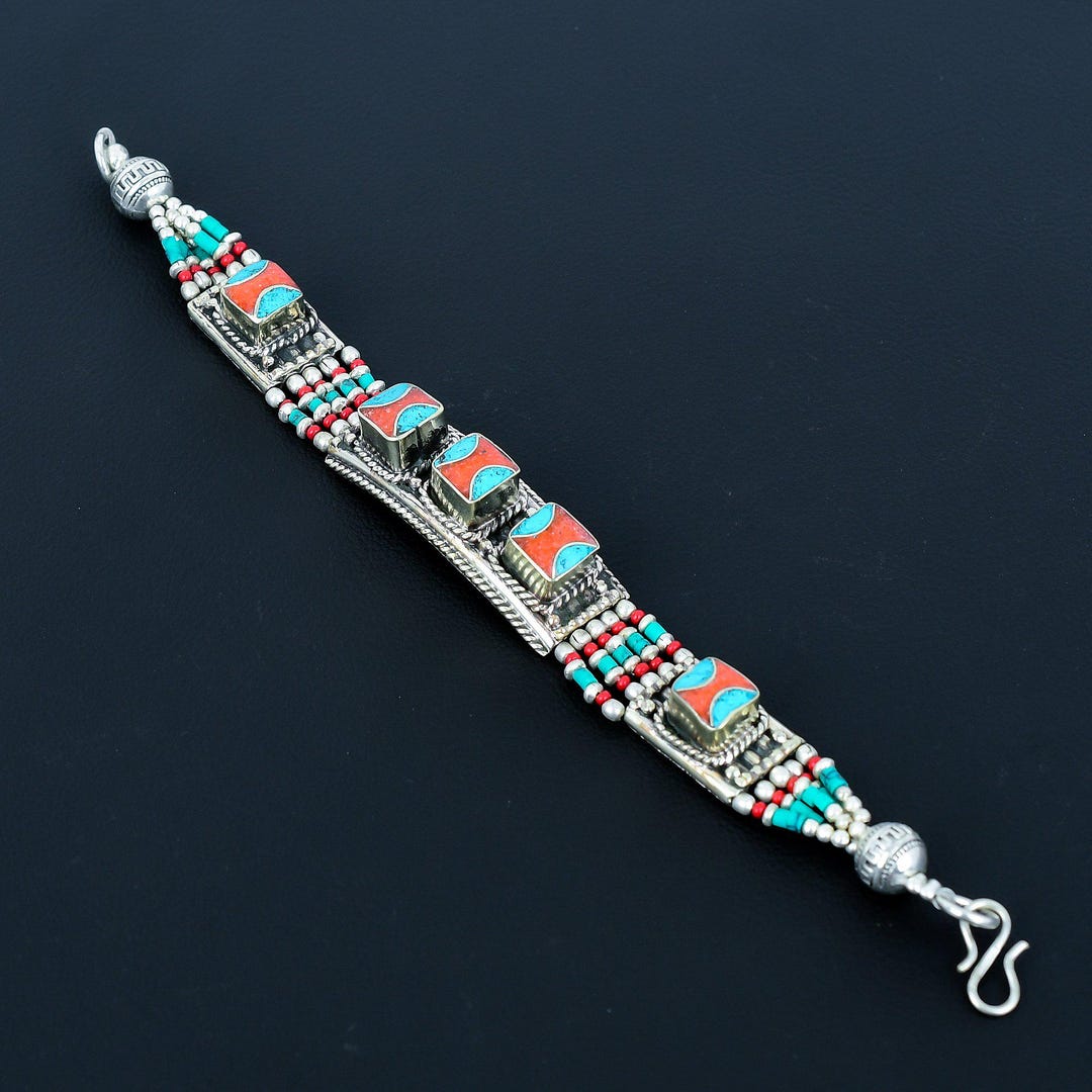 アクセサリー TibetanTurquoise karensilver Bracelet Red Coral Turquoise Tibetan Silver Bracelet: Handmade Nepal