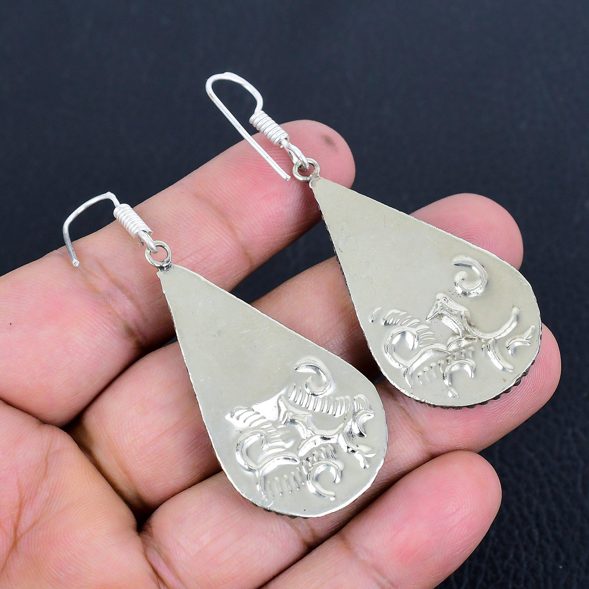 Boucles D'oreilles Vintage Tibétaines En Argent 925 - Corail Et Turquoise, Fait Main, Longueur 2.7 Pouces