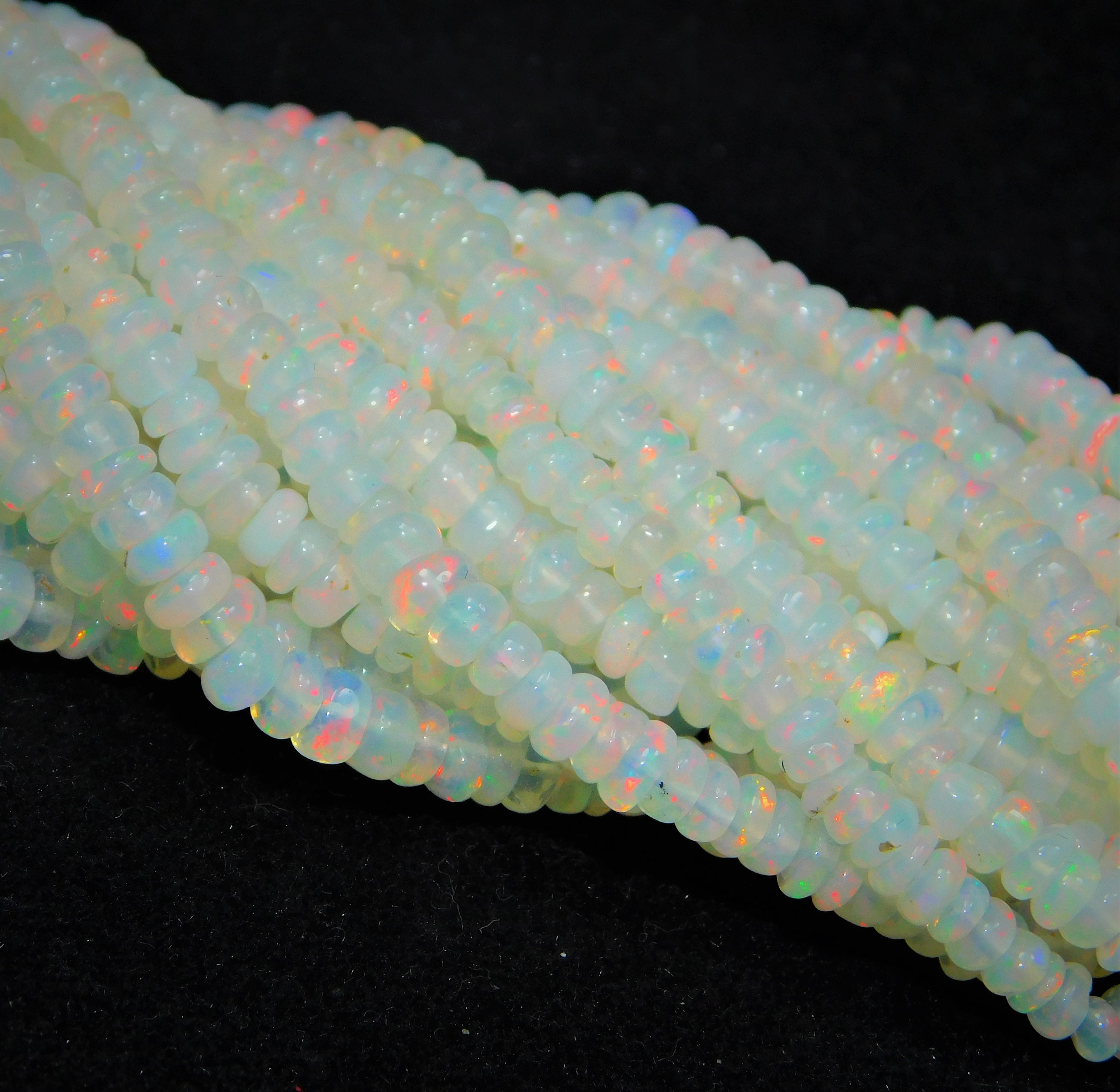 Äthiopischer Opal Rohstein, Erstaunlicher Feuer Multi Opal Edelstein
