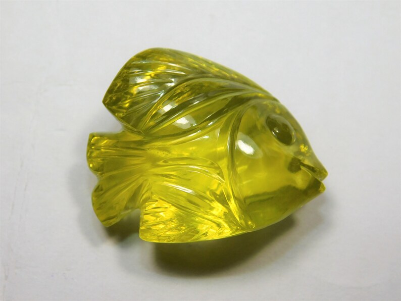 Fish Lemon Quartz 100/% Natural Stone Handmade Carving perfect for wire wrapped jewellery Freeform Shape Uniquely shaped carved stone AAA