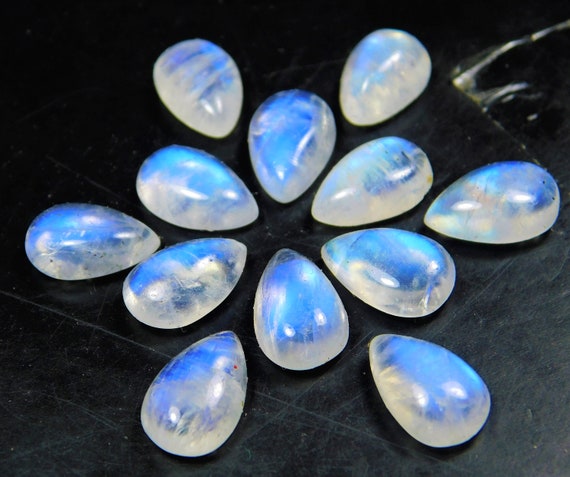 4.50 CTS Loose Gemstone AAA 13X9X5 MM Smooth Cabochon Blue Flash RainbowMoonstone Natural Rainbow Moonstone Pear Designer Cabochon