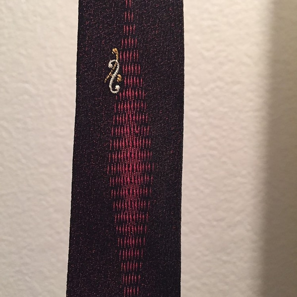 Arrow Kwik-Klip skinny tie, Textured Black with pink, white and gold design, Mad Men Era Necktie, Vintage clip on neck tie