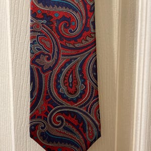 Don Loper Beverly Hills Vintage All Silk Tie Red Blue Green and Grey Traditional Paisley Necktie