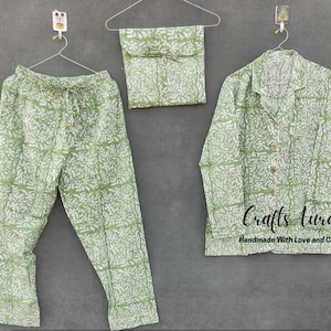 Handmade Cotton Pajama Set: Women&#39;s Floral Print Night Dress