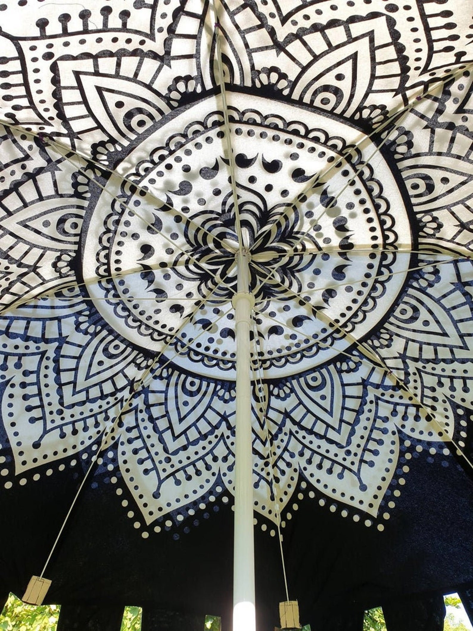 Mandala Schwarz weiß Garten Outdoor Schöner Schirm Große