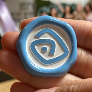 Broche con sello de cera de runas / 3D inspirado en Atlántida Kida Milo dorado antiguo