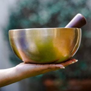 Tibetan Healing Singing Bowl | Best Singing Bowl for Meditation | Ideal for Yoga and Meditation Enthusiast