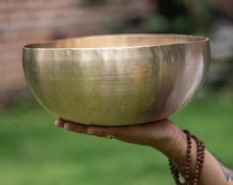 チベタン　真鍮製　シンギングボウル ネパール製　507g ネパール製ハンドメイドシンギングボウル｜心地よい波動を持つ瞑想