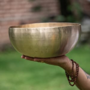 ネパールの手作りシンギングボウル | 良い振動の瞑想ボウル | 7つのチャクラを癒すチベットシンギングボウル
